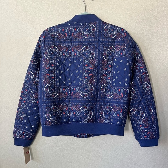 Levi's Diamond Quilted Bomber Jacket in Blue & Red Paisley Womens Size M NWT - Picture 5 of 16